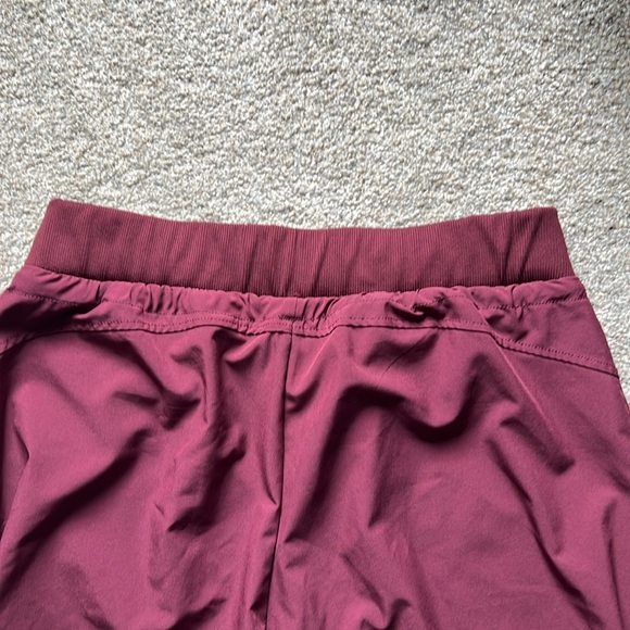 MARIKA Tyra Jogger Size Medium Pants Red/Wine Pockets Cuffed Ankles Drawstring - Picture 11 of 16